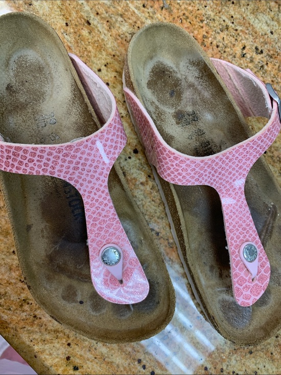 Birkenstock Shoes - Birkenstock Pink T-Strap Thong Sandals